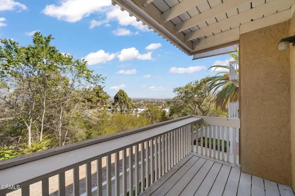 4262 Mesa Vista Way 6, Oceanside, CA — listing photo 1