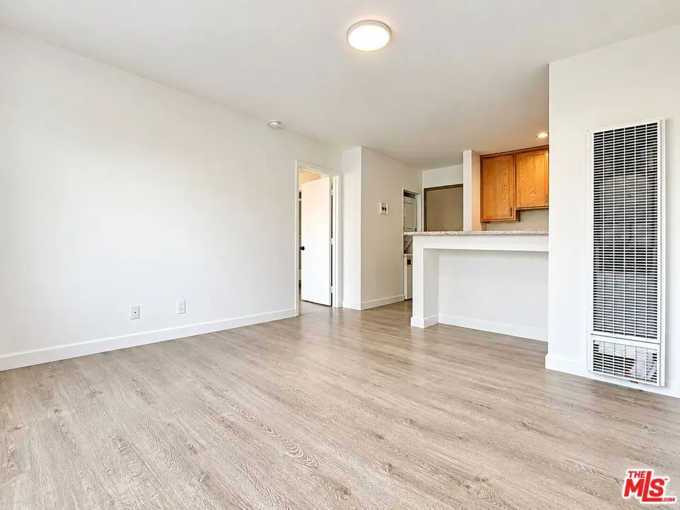 1240 S Bronson Avenue 7, Los Angeles, CA — listing photo 1