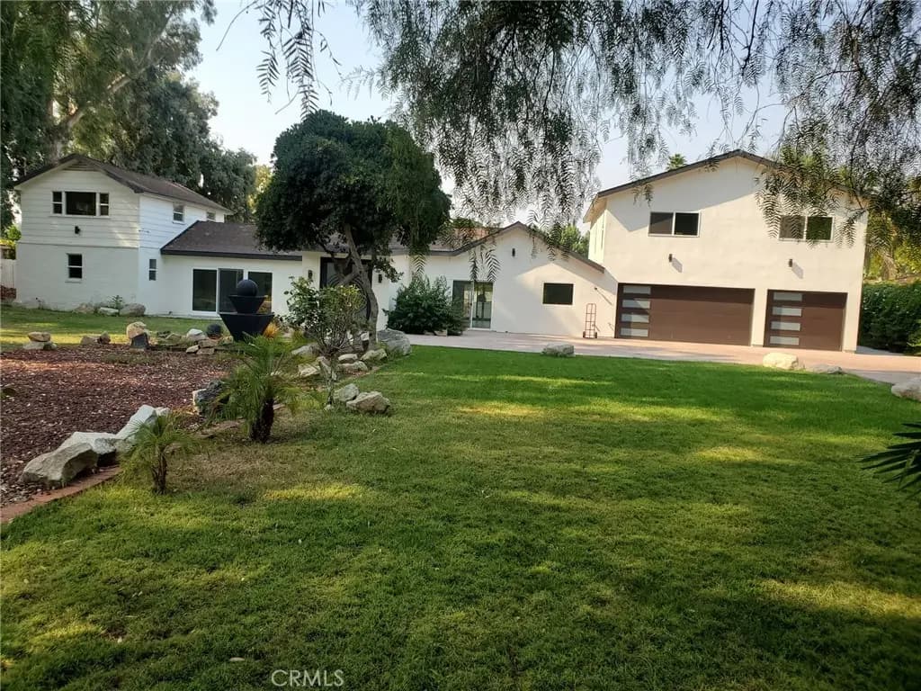23041 Erwin, Woodland Hills, CA — listing photo 1