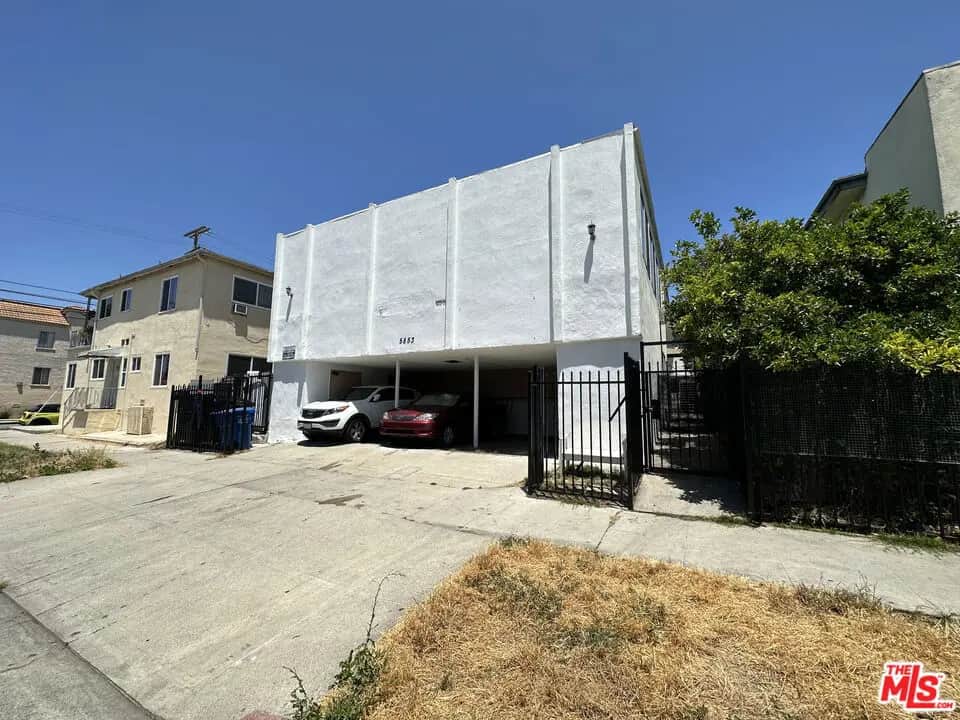 5853 Gregory Avenue 7, Los Angeles, CA — listing photo 1