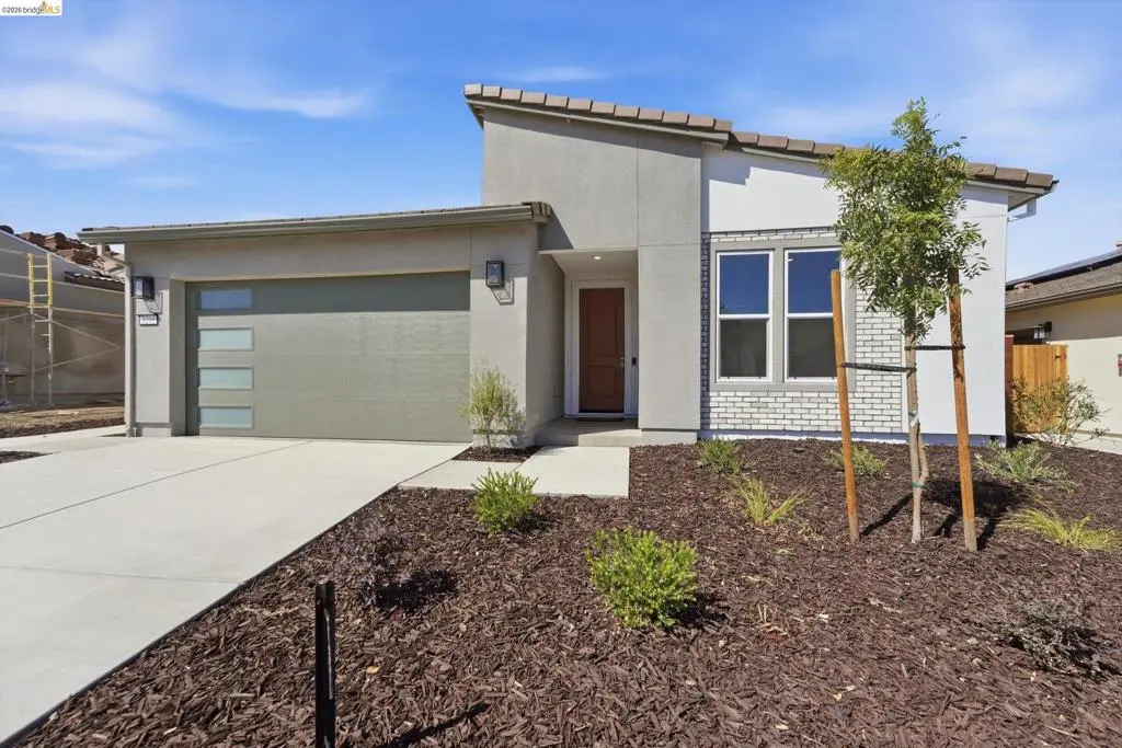 3205 Congressional Way, Hollister, CA — listing photo 1