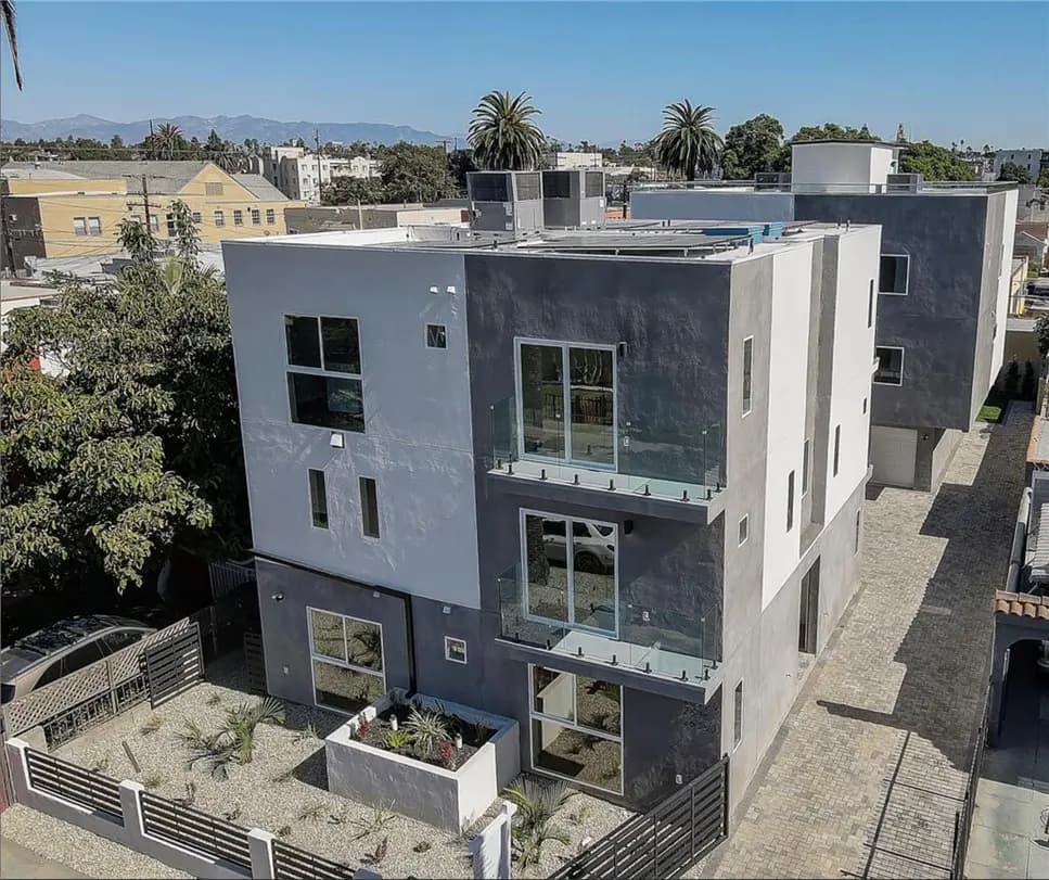 2638 Virginia, Los Angeles, CA — listing photo 1