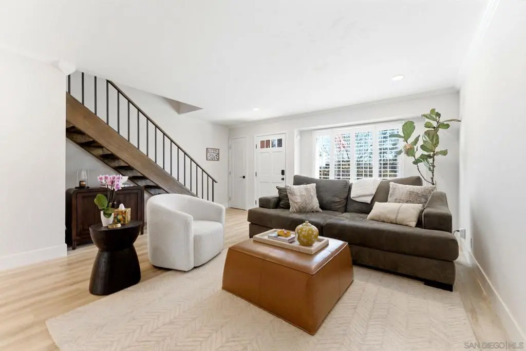 3593 Caminito Carmel Landing, San Diego, CA — listing photo 1