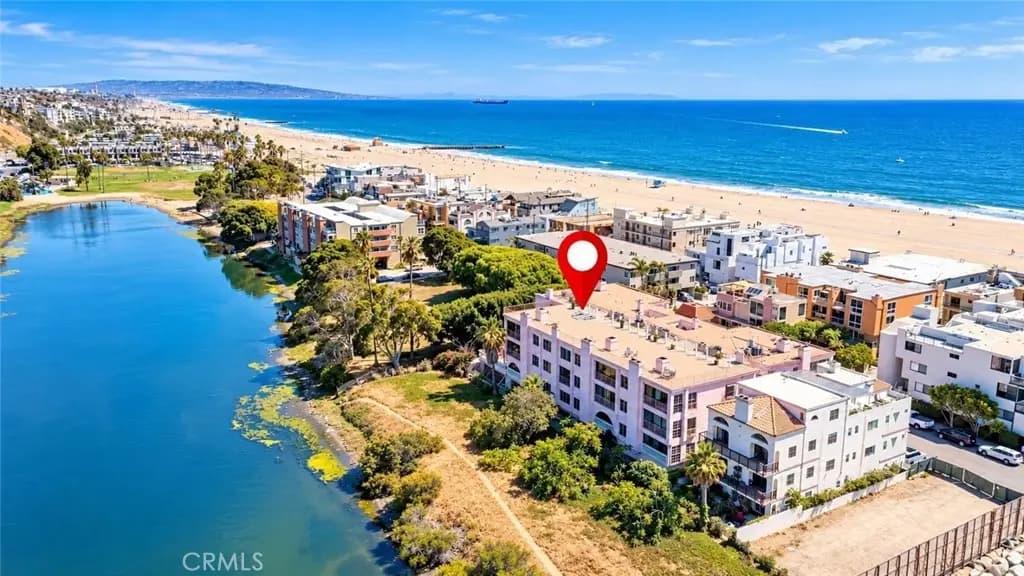 6220 Pacific Avenue 104, Playa Del Rey, CA — listing photo 1