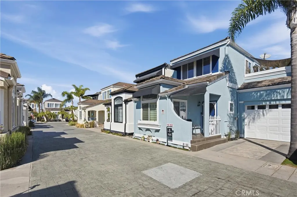 700 Lido Park Drive 30, Newport Beach, CA — listing photo 1