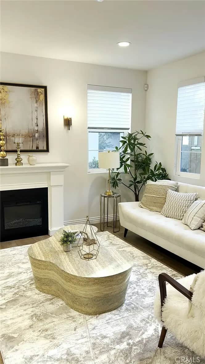 254 Tank, Irvine, CA — listing photo 1