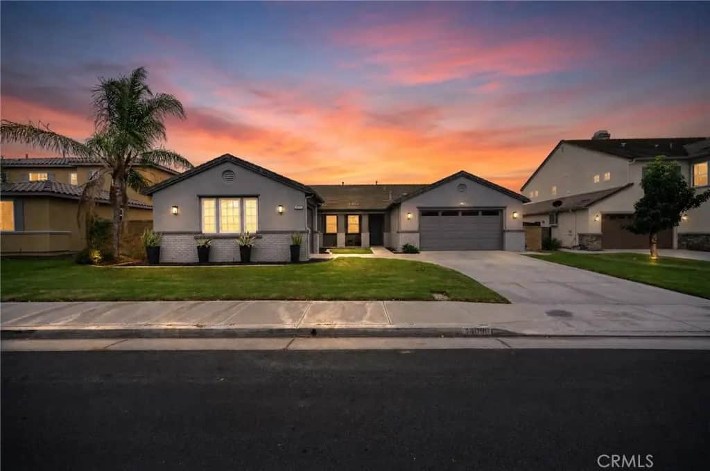 14099 Springwater, Corona, CA — listing photo 1