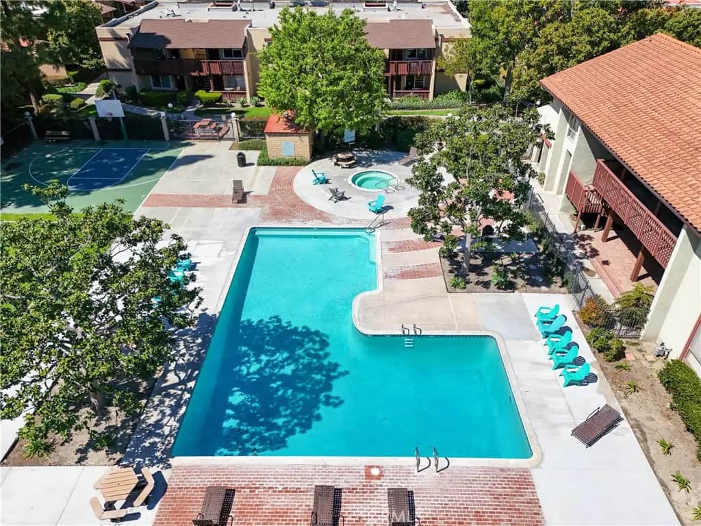 1010 W Macarthur Boulevard 93, Santa Ana, CA — listing photo 1