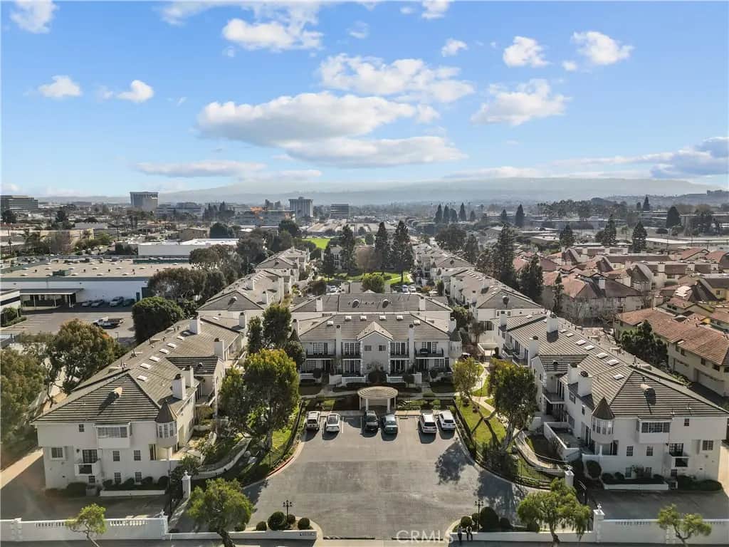 4298 Spencer, Torrance, CA — listing photo 1