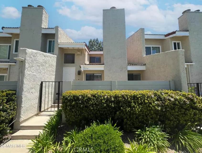 5694 E Los Angeles, Simi Valley, CA — listing photo 1