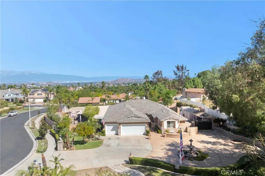 2551 Rosser Dr, Corona, CA — listing photo 1