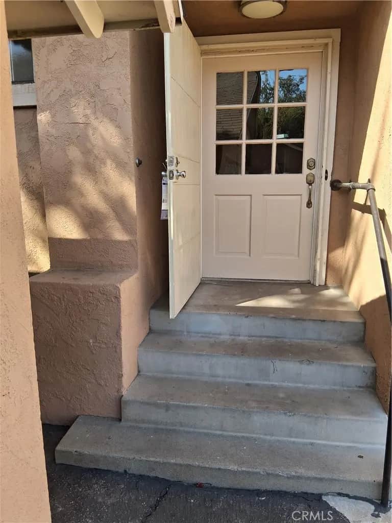723 Montana Street B, Monrovia, CA — listing photo 1