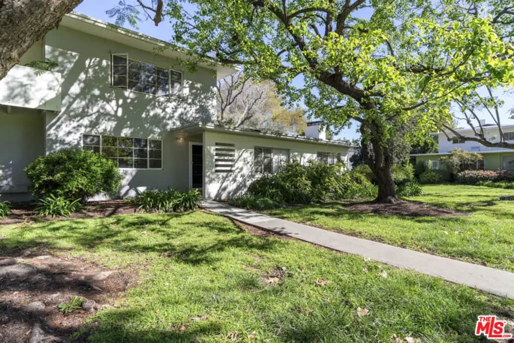 5165 Village, Los Angeles, CA — listing photo 1