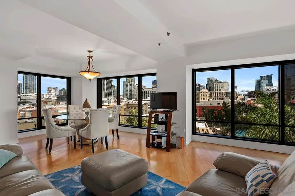 100 Harbor Drive 906, San Diego, CA — listing photo 1