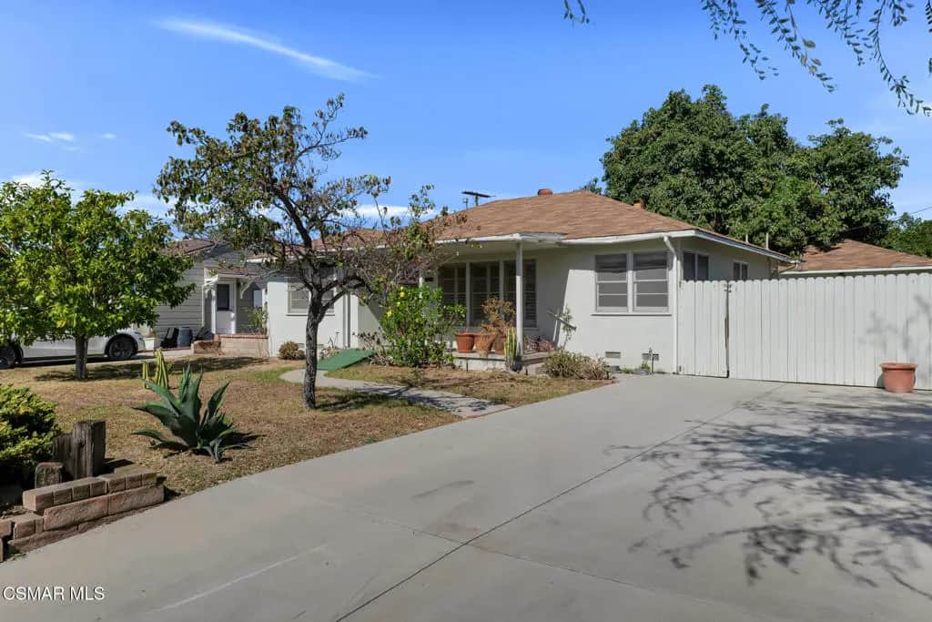 2787 Magnolia Street, Camarillo, CA — listing photo 1