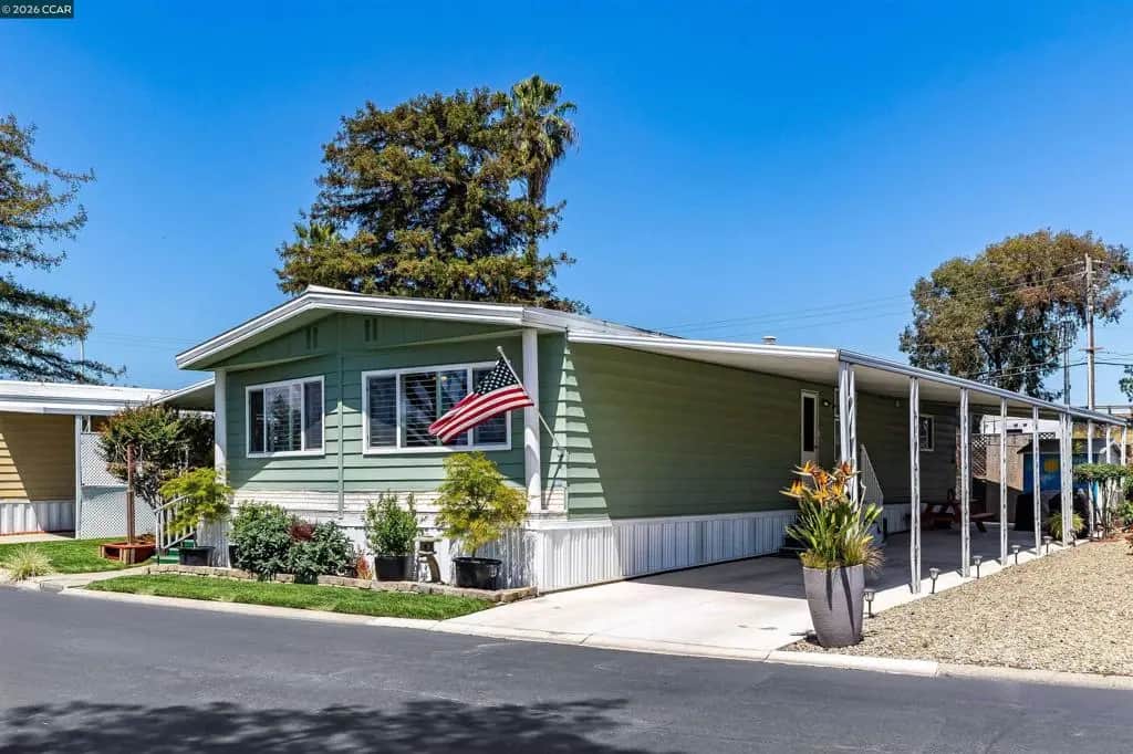 2368 Dalis Drive, Concord, CA — listing photo 1