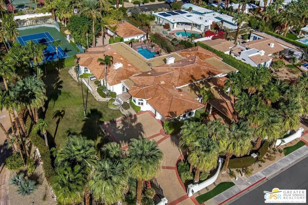 500 W Stevens Road, Palm Springs, CA — listing photo 1