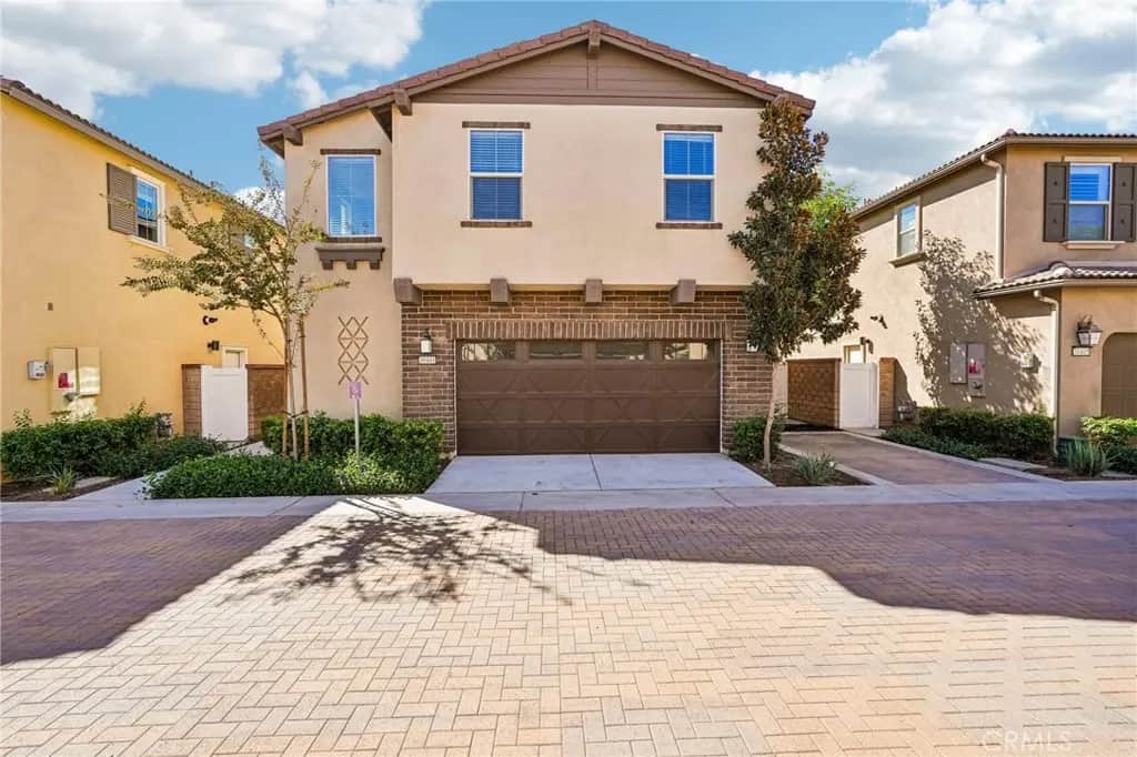 30401 Village Terrace, Menifee, CA — listing photo 1