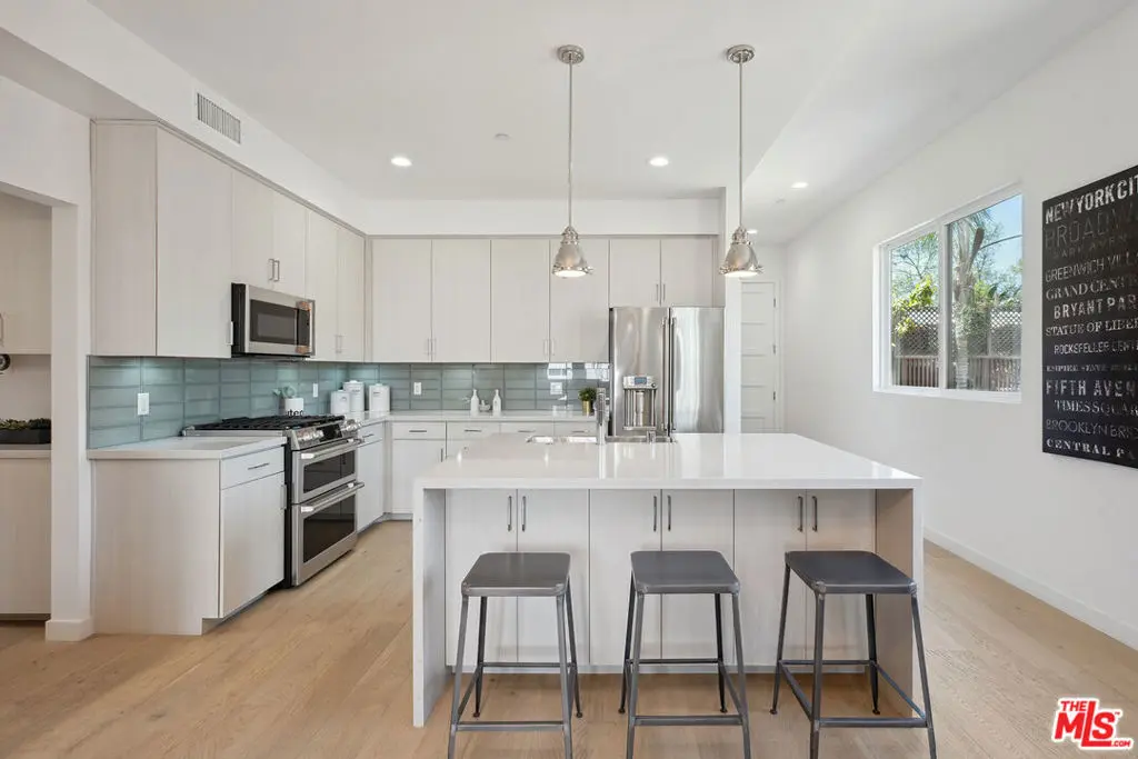 1746 Garfield Place 203, Los Angeles, CA — listing photo 1