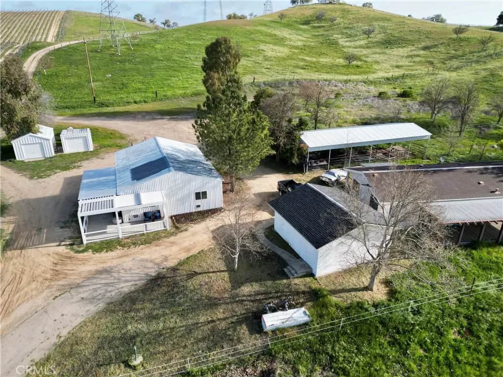 3980 Linne, Paso Robles, CA — listing photo 1