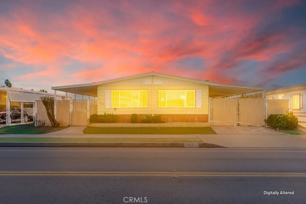 793 W Johnston Street, Hemet, CA — listing photo 1