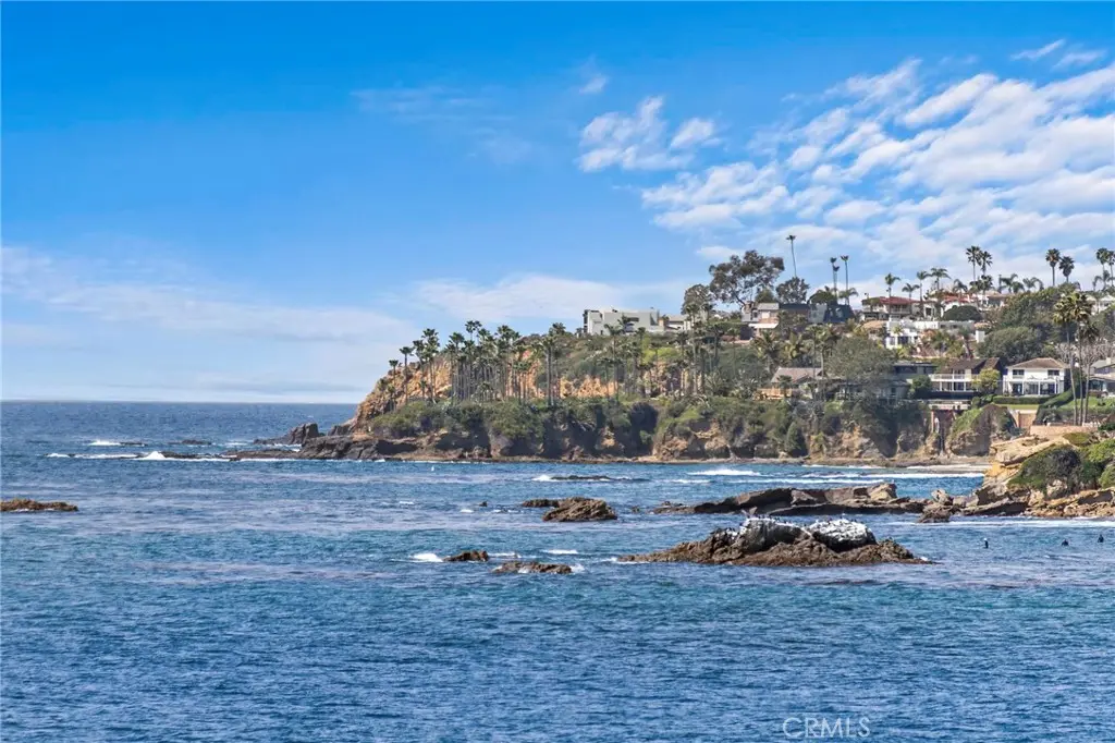 609 Sleepy Hollow Lane 12, Laguna Beach, CA — listing photo 1