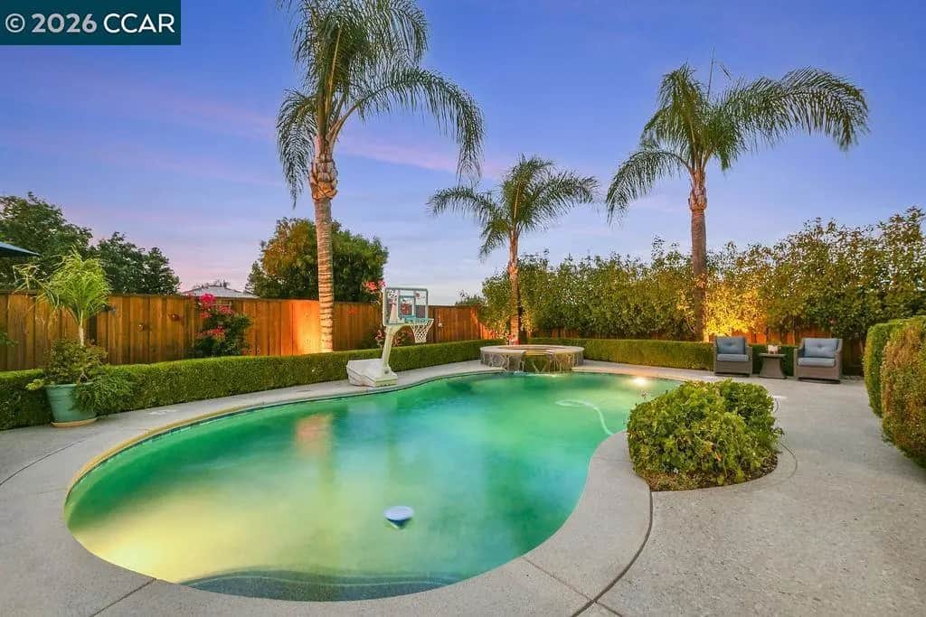 1760 Duchess Ter, Brentwood, CA — listing photo 1
