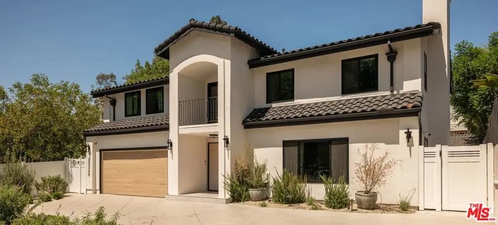 22269 Avenue San Luis, Woodland Hills, CA — listing photo 1