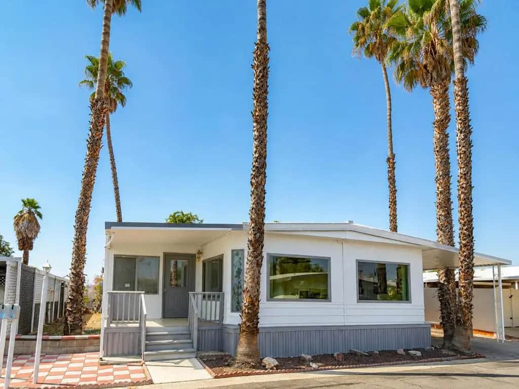 141 Calle Arriba, Palm Springs, CA — listing photo 1