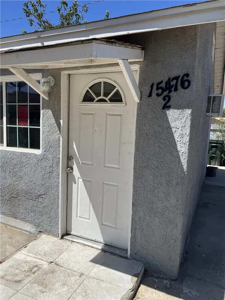 15476 Hesperia, Victorville, CA — listing photo 1
