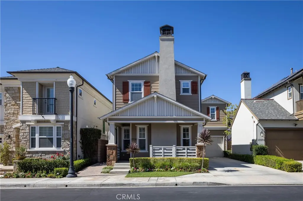 17281 Osterville Lane, Huntington Beach, CA — listing photo 1