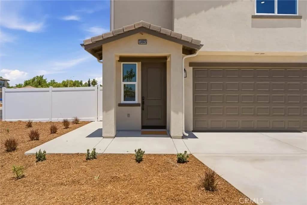 10665 Alborz Ct., Riverside, CA — listing photo 1