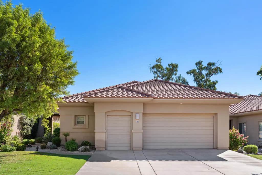 147 Kavenish Drive, Rancho Mirage, CA — listing photo 1