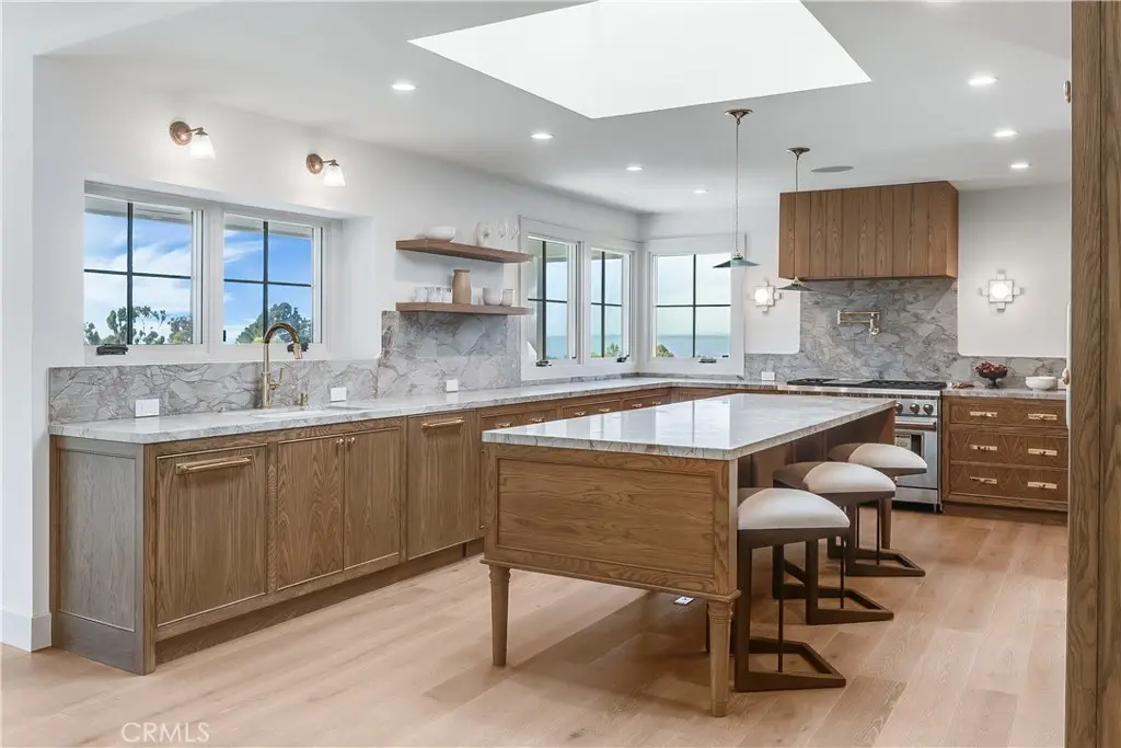 12 Georgeff Road, Rolling Hills, CA — listing photo 1