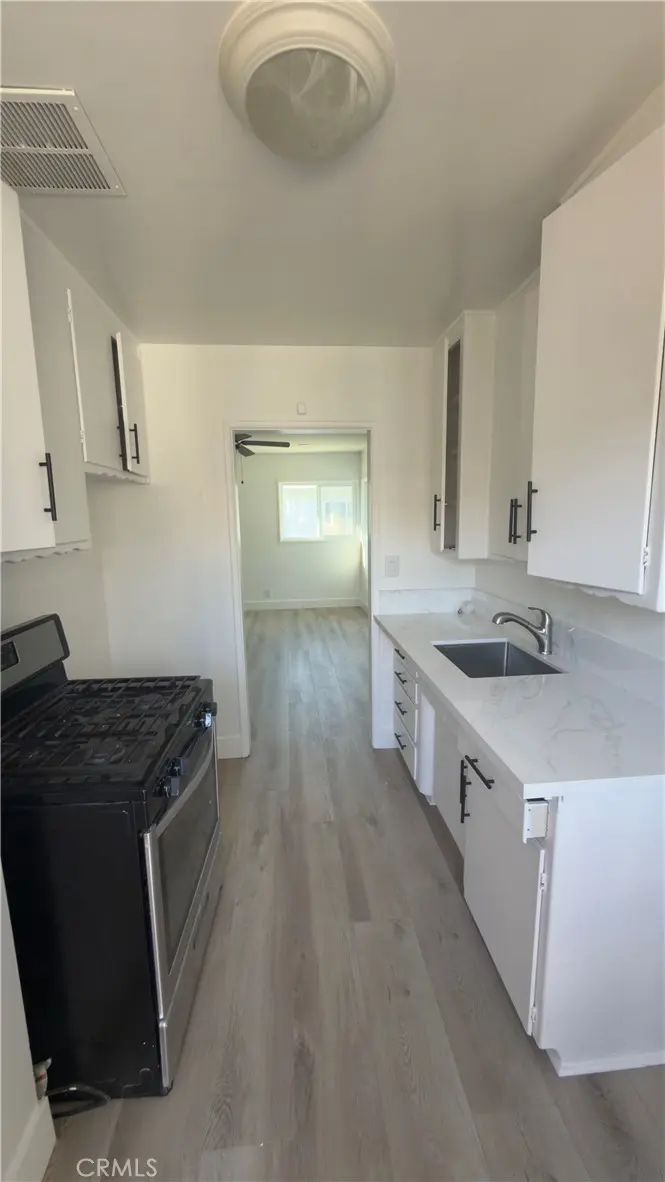 616 N Olive A, Anaheim, CA — listing photo 1