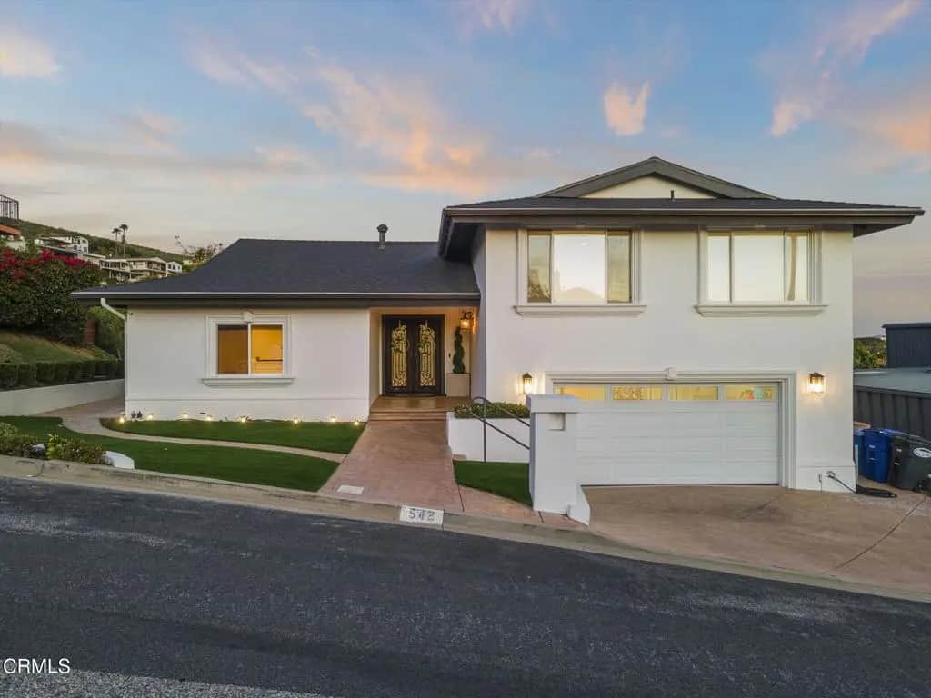 542 Valley View Way, Ventura, CA — listing photo 1