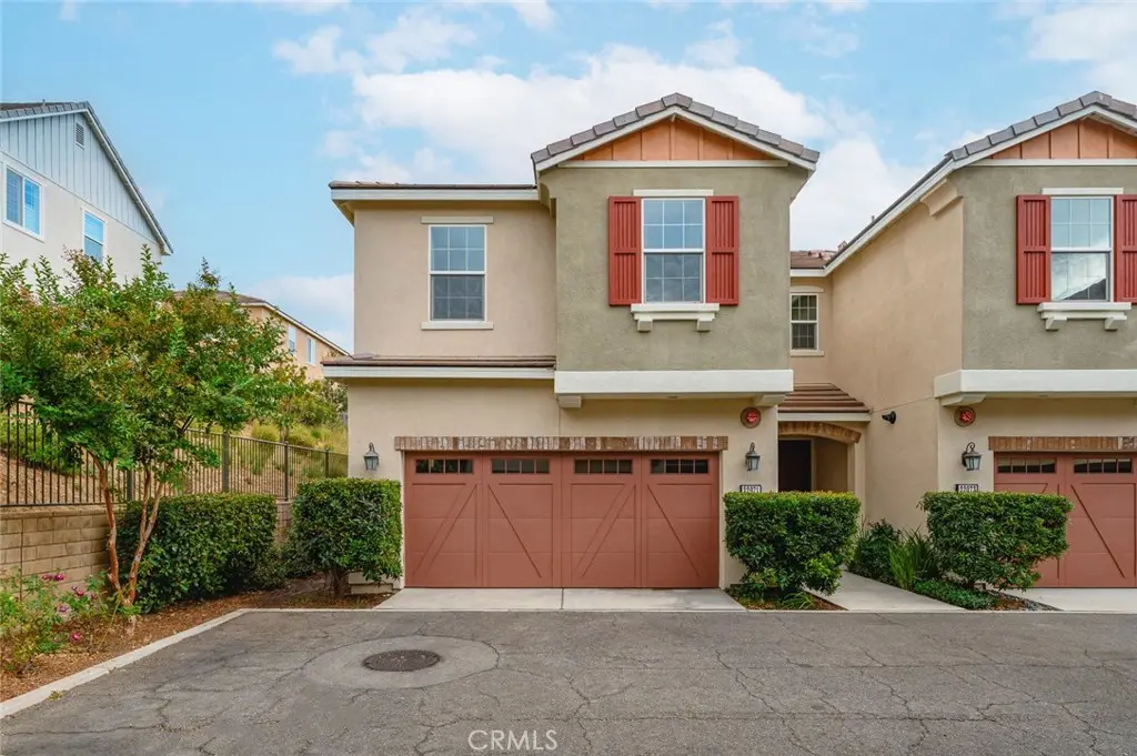 22071 Barrington Way, Saugus, CA — listing photo 1