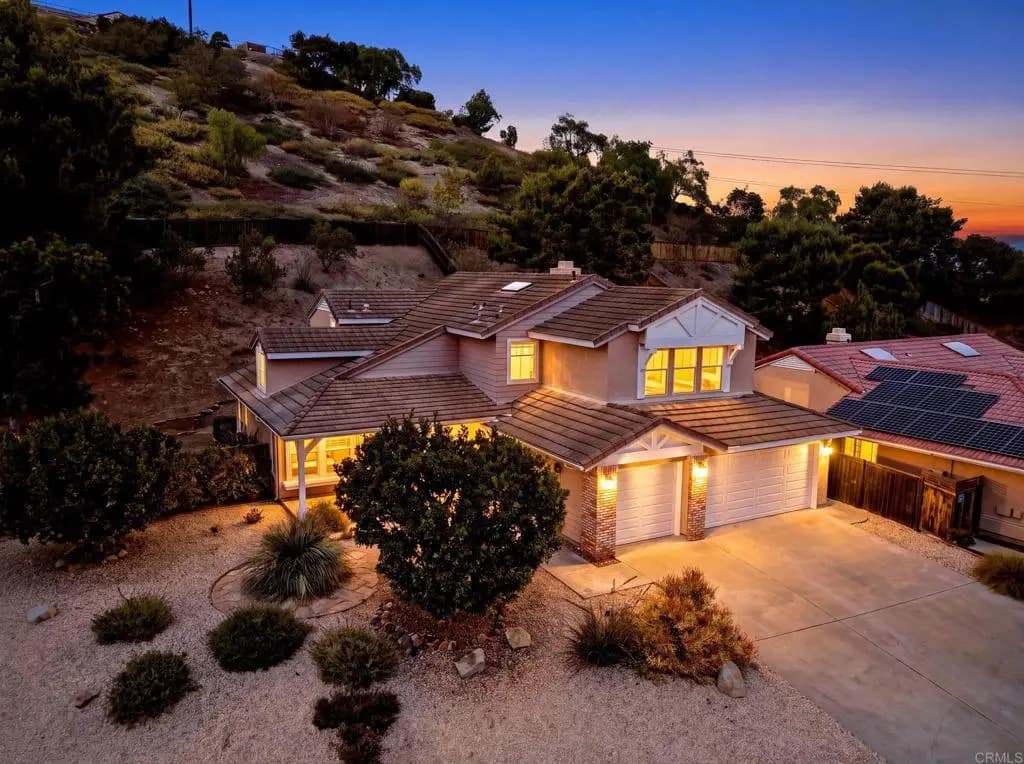 3434 Ashwood Court, Oceanside, CA — listing photo 1