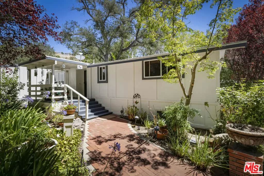 54 Robin Hood Place, Westlake Village, CA — listing photo 1
