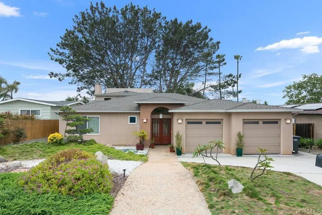 701 Marsolan Avenue, Solana Beach, CA — listing photo 1