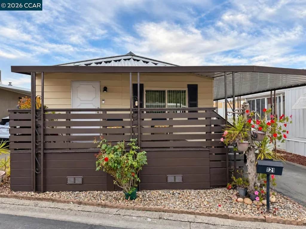 121 Leanne Ln, Concord, CA — listing photo 1