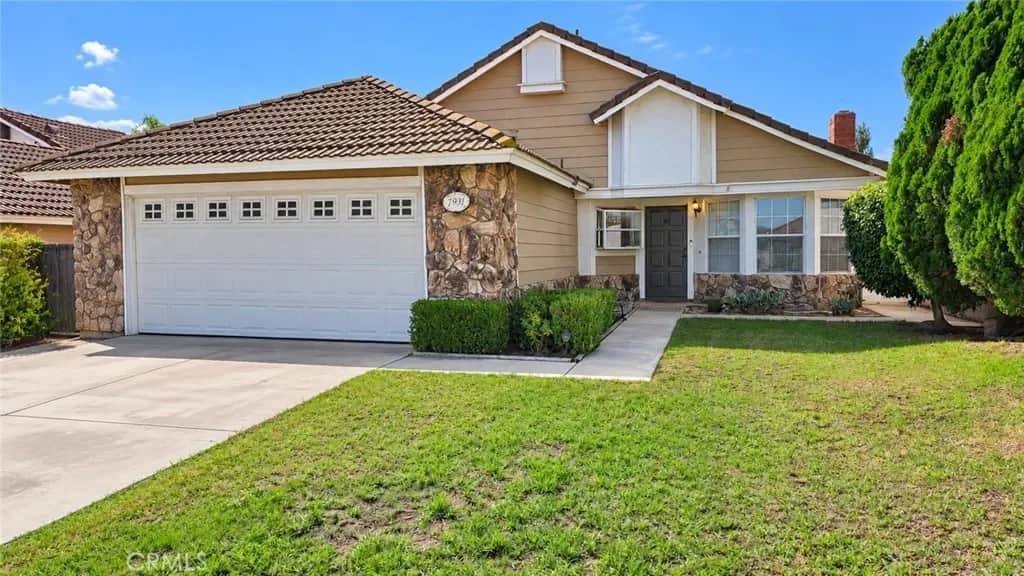 7934 E Saffron Street, Anaheim Hills, CA — listing photo 1