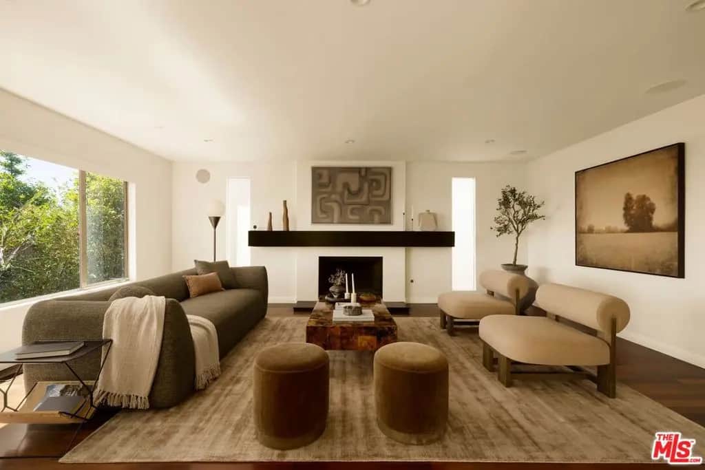 6350 Bryn Mawr Drive, Los Angeles, CA — listing photo 1