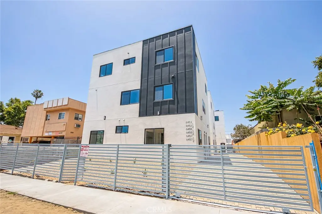 6453 Troost Avenue, North Hollywood, CA — listing photo 1