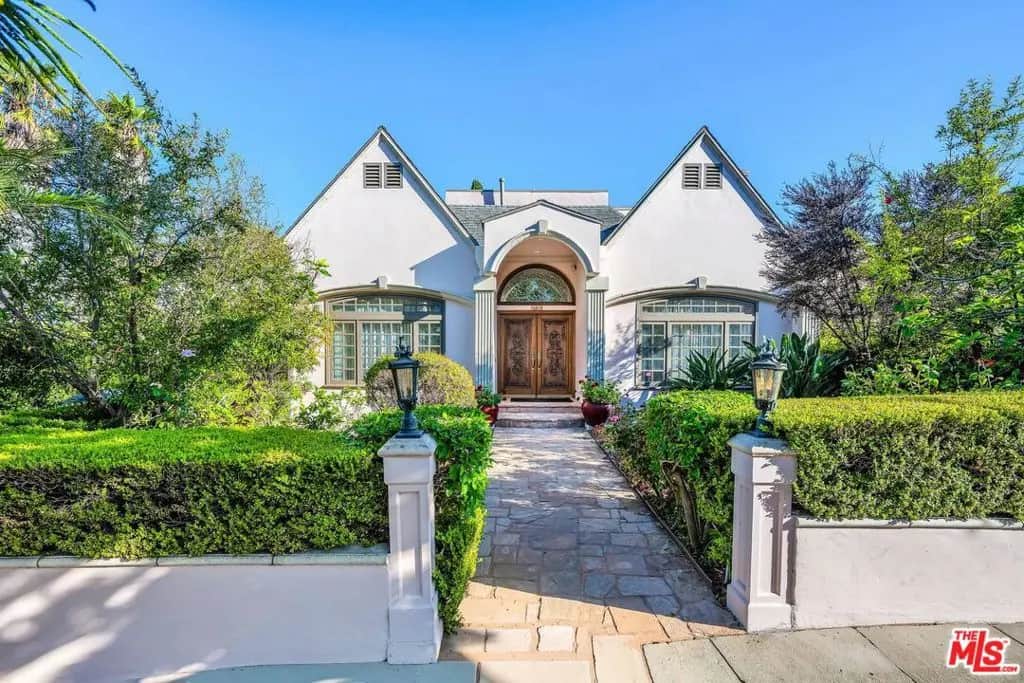 10810 Rochester Avenue, Los Angeles, CA — listing photo 1