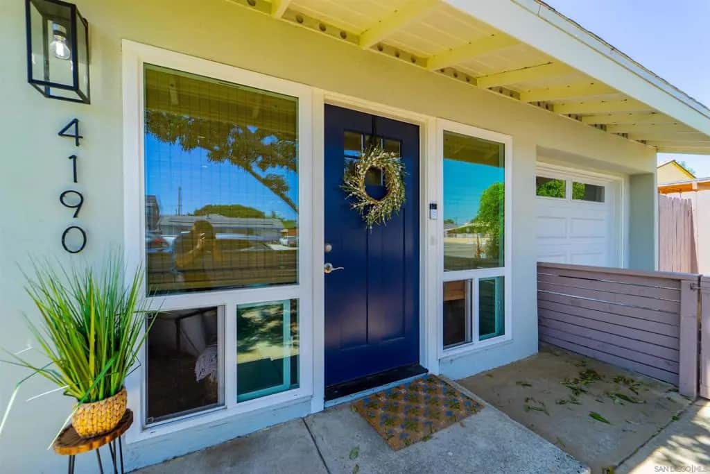 4190 Clairemont Dr, San Diego, CA — listing photo 1