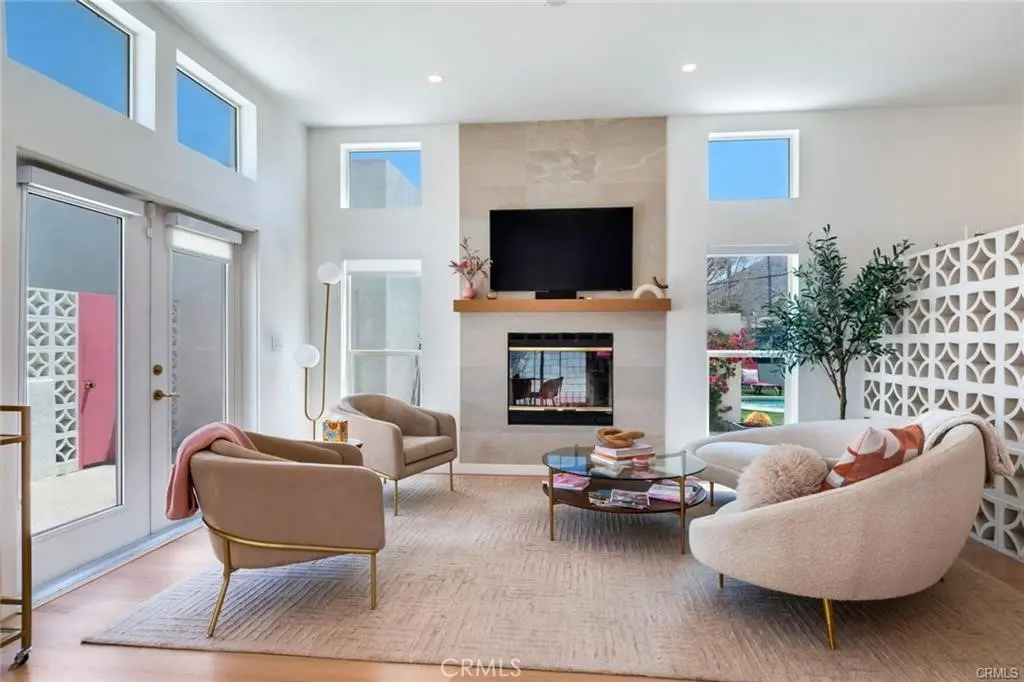 2723 N Junipero, Palm Springs, CA — listing photo 1