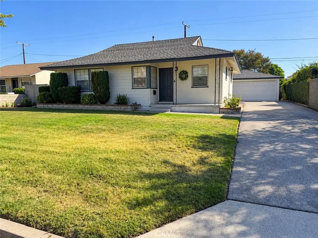 1042 E Louisa, West Covina, CA — listing photo 1