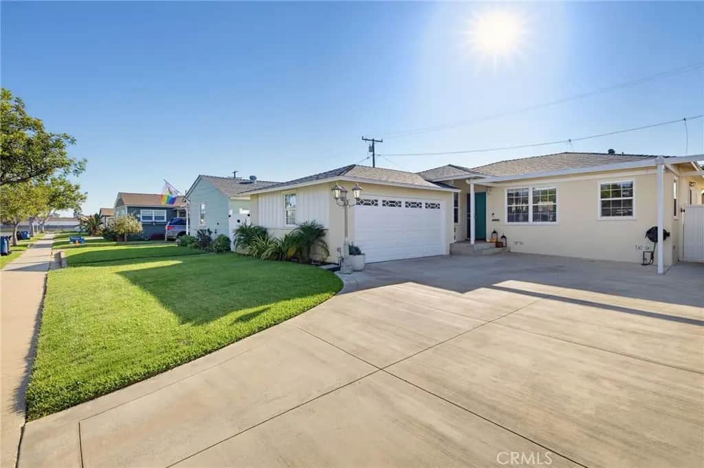 13235 Hindry, Hawthorne, CA — listing photo 1