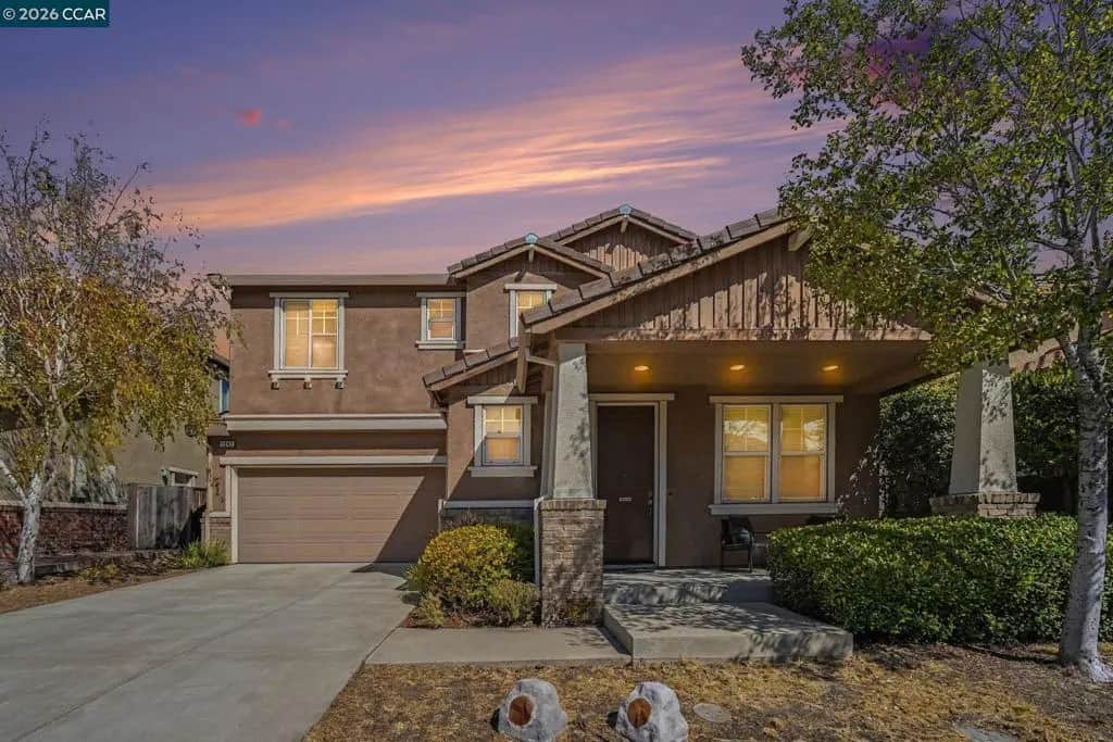 1043 Ashbridge Bay Dr, Pittsburg, CA — listing photo 1